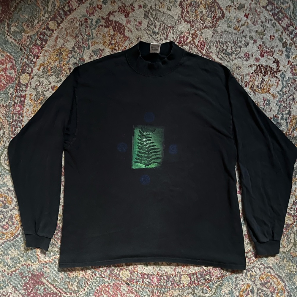 Vintage Mock Neck w painted decals